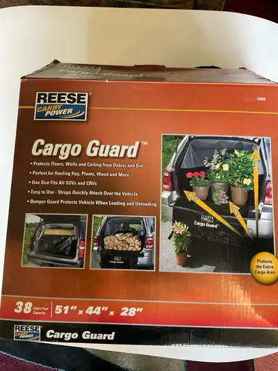 Protect your vehicle's interior with this Reese Cargo Guard! Designed to fit most SUVs, CRVs, and ha...