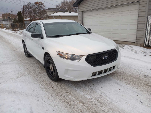 2013 Ford Taurus police interceptor  in Cars & Trucks in Edmonton