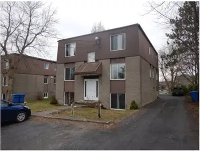 3 ½ à louer à Cowansville – 307 rue William Charmant appartement 3 ½ situé au 1er étage, au 307 rue...