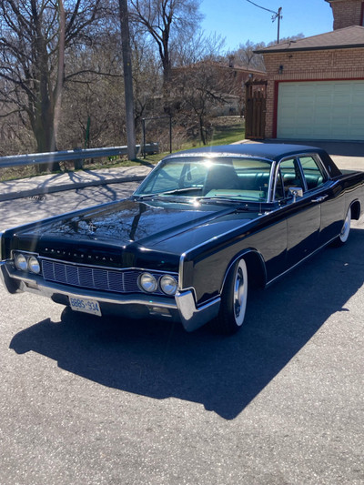 Very rare 1967 Lincoln continental “ suicide doors”