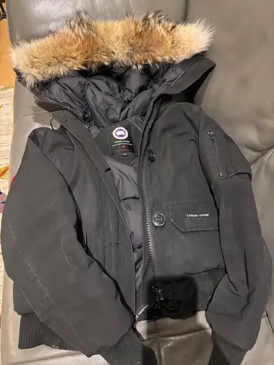Canada Goose Bomber with Fur, View more