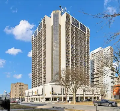 A great rental on the 26th floor of a beautiful downtown highrise! Well maintained and an extremely...