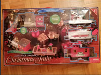 NEW: North Pole Junction 34-pieces Christmas Train Set