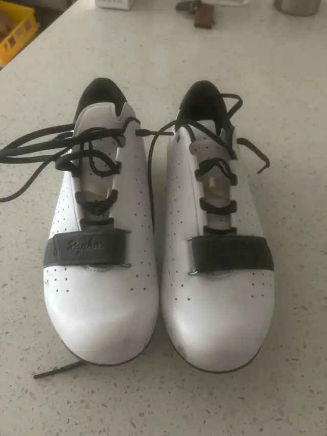 Rapha classic cycling shoes size 8.563654758964867121