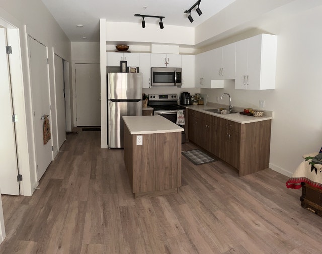 RENTED. bedroom sublet in McGill Ridge apartments Long Term Rentals