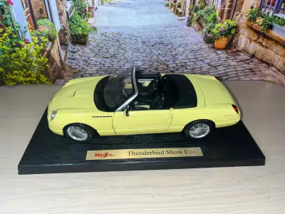 1:18 Thunderbird show car diecast model with display name tray N, View more