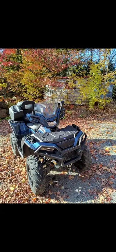 Superbe vtt Polaris sportsman 850 - seulement 5000km - ***banc Wes industries a l’arriere*** - poign...