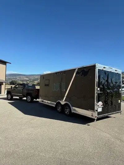 CUSTOM 2022 8.5 x 20 E Series Wedge Nose Enclosed Cargo Trailer (9990 lbs gvwr) Exterior color: Blac...