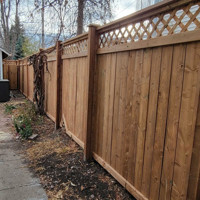 Fence installation in Decks & Fences in Ottawa - Image 4