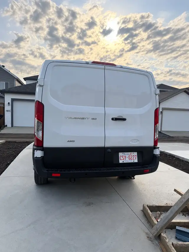 2025 Ford Transit T150551125945073029124
