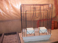 USED BIRD CAGES AND USED BREEDING BOXES