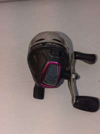 SHAKESPEARE BAITCASTING REEL Fishing BinA