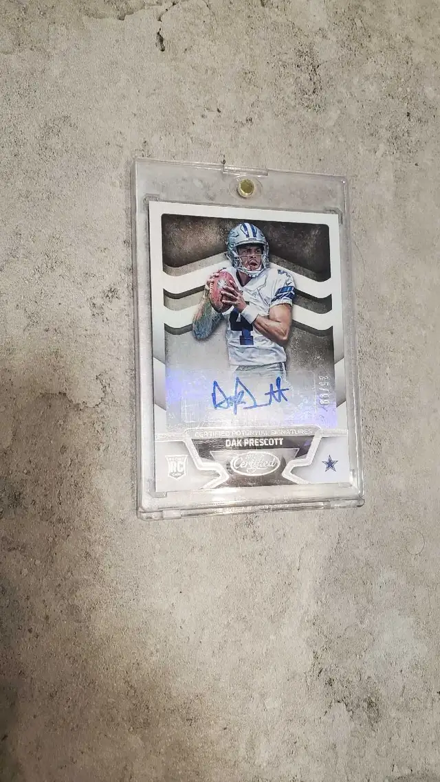Dak Prescott Panini Rookie card in Arts & Collectibles in City of Toronto - Image 2