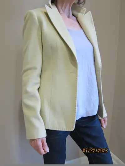 Excellent Upscale Jackets Ladies & Mens, View more