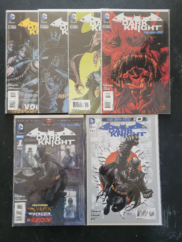 Batman The Dark Knight 10 - 29 + extras in Comics & Graphic Novels in Oshawa / Durham Region - Image 3