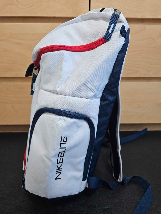 Nike Hoops Elite USA bag in Men's in Mississauga / Peel Region - Image 2