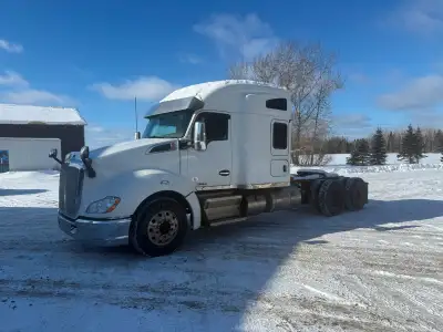 Kenworth T680 for sale. Runs and drives great, always maintained. 18 Speed Manual Transmission. New...