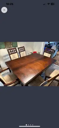 Table avec 6 chaise et extension 