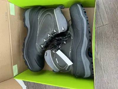 New Eddie Bauer Men'sWinter Boots size 9-can meet in Toronto, View more
