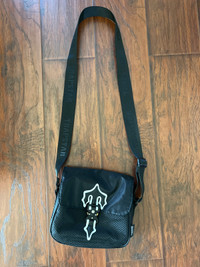 Trapstar Side Bag *Brand New* / *Tout Nouveau*