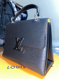 Louis Vuitton Grenelle PM purse