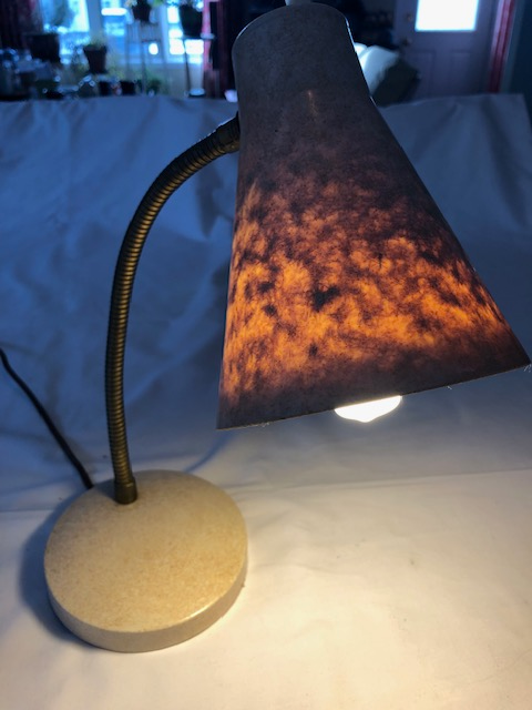 VINTAGE 1960s GOOSENECK LAMP DESK in Indoor Lighting & Fans in West Island - Image 5