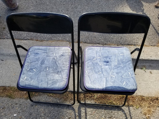 2 Metal & Plastic Fold Out Card Table Chairs / Good Cond / $20 in Chairs & Recliners in Oshawa / Durham Region