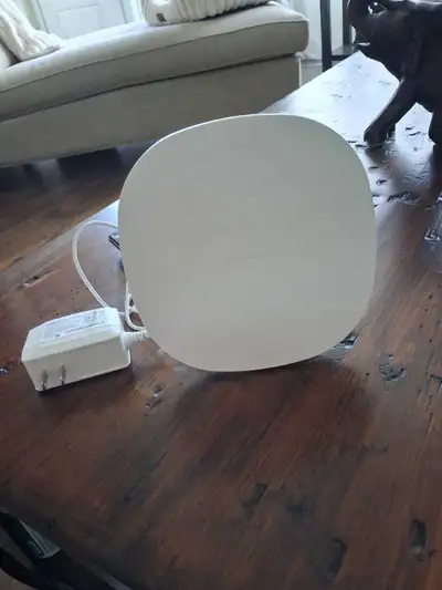 Telus Wi-Fi booster, View more