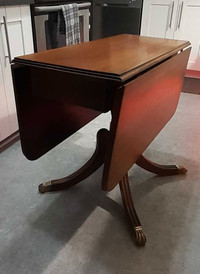 Table antique 