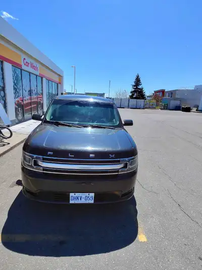 Might trade let me know what u have 2014 ford flex limited fully loaded awd 3.5 v6 no rust at all cl...