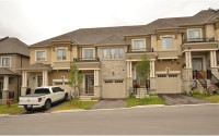 Beautiful townhouse in Ancaster for rent