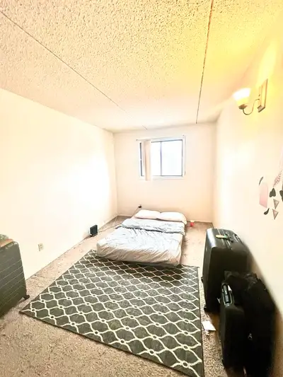 1 Bedroom For Rent - Pembina - Chancellor.