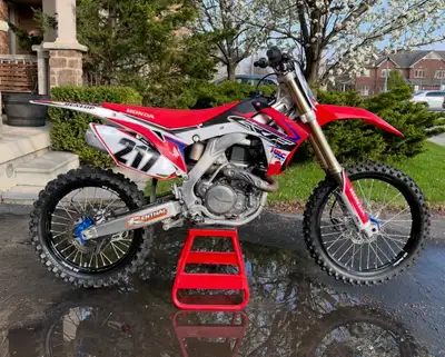 Selling a 2015 CRF450R. Bike has been stored and not ridden since fall 2018. Bike has recently been...