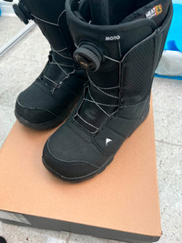 BURTON MOTO BOA men’s snowboard boots size 9