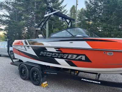Selling my 2017 Moomba Craz, has been completely inspected by mechanic and is in amazing condition....