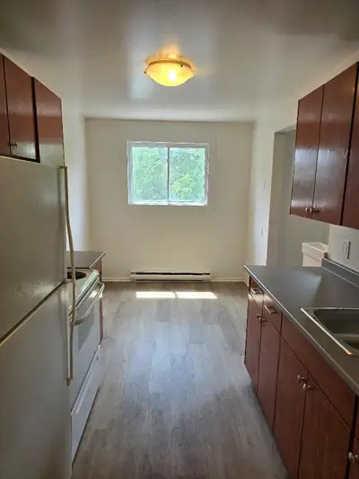 This Property offers: On site laundry facility Conveniently located to Grocery stores, Gas station,...