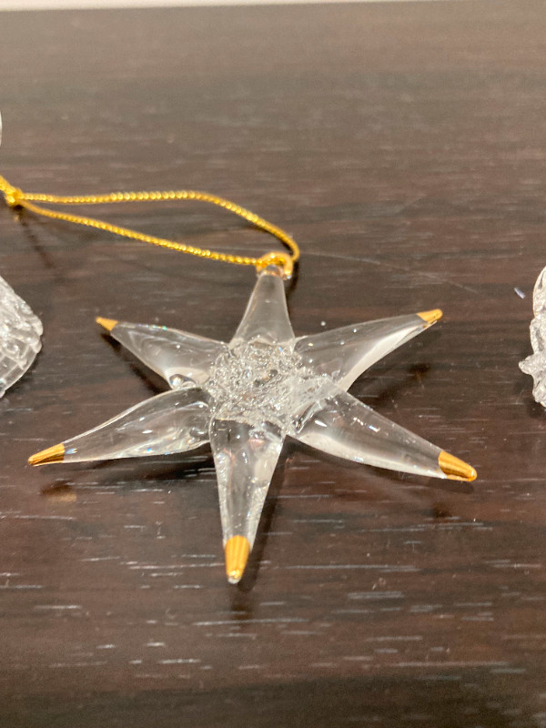 Spun Glass Ornaments (set of 3) in Holiday, Event & Seasonal in London - Image 3