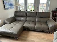 Sofa moderne en cuir