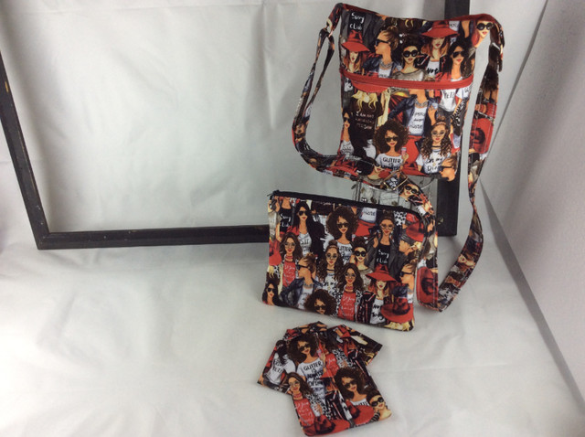 Unique Smart Phone Cross Body Bag Collection in Women's - Bags & Wallets in Oshawa / Durham Region