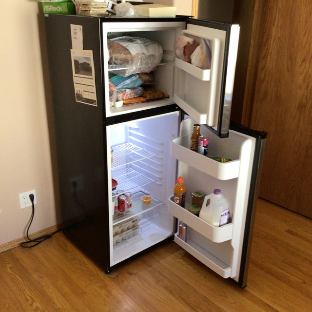 59”x24” fridge, works perfect, stainless steal finish, 200$ in Refrigerators in Winnipeg - Image 2