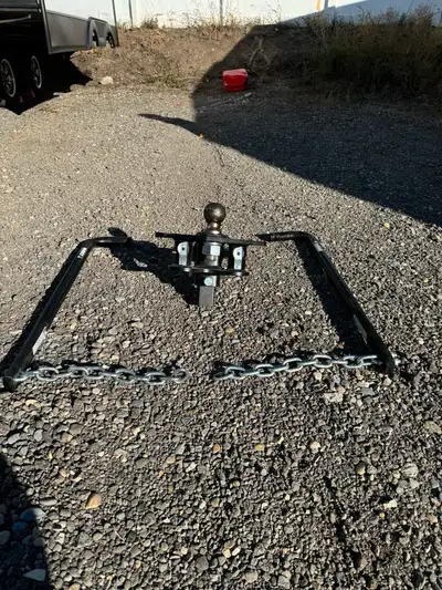 I'm selling a Husky trailer hitch and sway bars, designed to enhance your towing experience with imp...