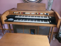 Electric Conn Organ