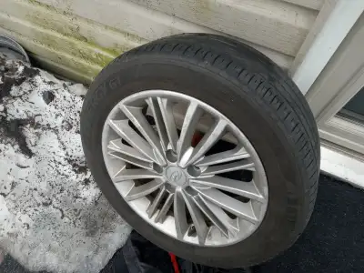 Set of 4 Hankook All Season Tires on Aluminum Rims 215/55R/17 Fits on Hyundai Kona Asking $200.00 Ce...