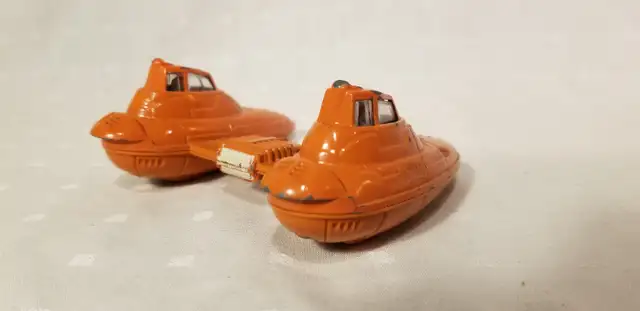 Orange die-cast twin pod cloud car 1980 Lucas Star Wars ESB ~3”L in Toys & Games in Ottawa - Image 7