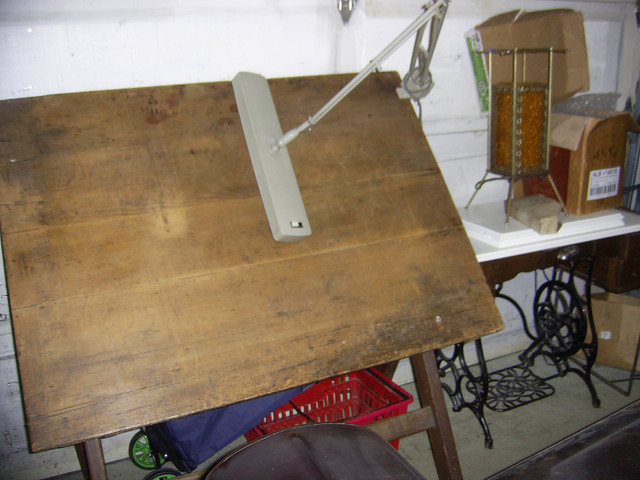 vintage drafting/drawing table in Arts & Collectibles in Edmonton - Image 2
