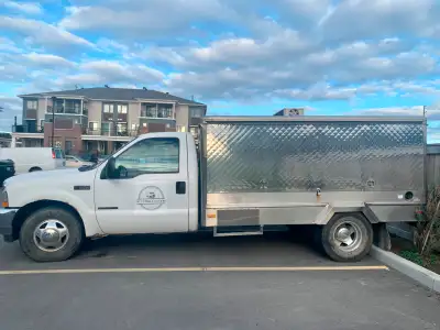 FOR SALE – Ford F-350 Cantina / Catering Truck Model: Ford F-350 Super Duty (2002) Condition: Excell...