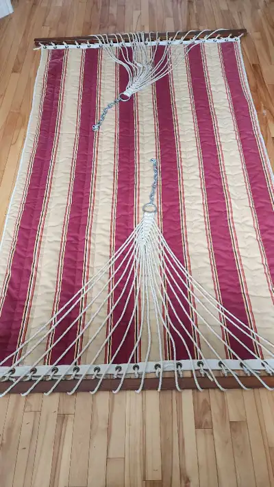 Hamac double avec chaines et anneaux, View more