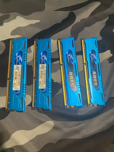 32GB of DDR3 Ram, View more