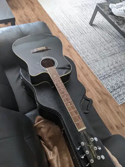 Black Acoustic Guitar, View more