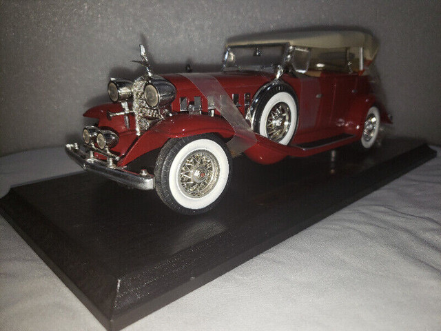 Anson Classic 1932 Cadillac Sport Phaeton 1:18 Diecast in Arts & Collectibles in Sarnia